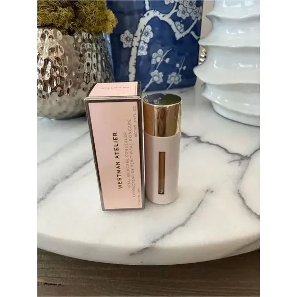 WESTMAN ATELIER Vital Skincare Concealer in M4