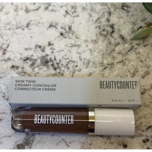 BEAUTYCOUNTER‎ - SHADE: DEEP 3 - Skin Twin Creamy Concealer - new in box