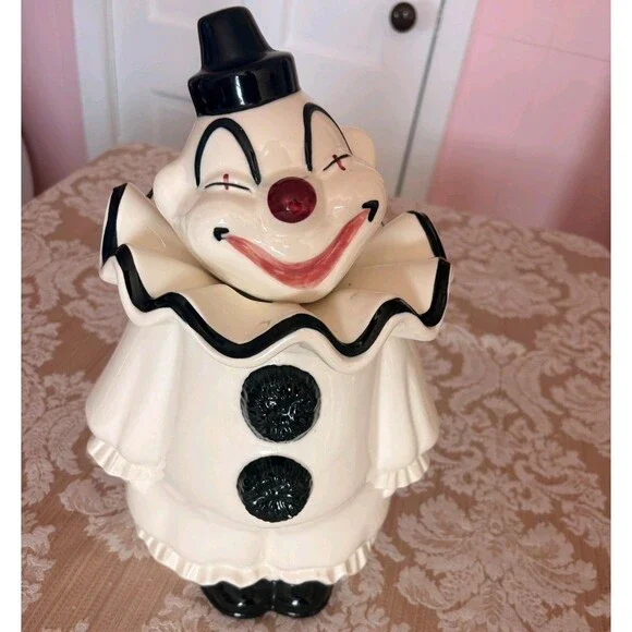 Vintage Rare Metlox Poppytrail 1930’s Ceramic Clown Cookie Jar Calif Art Deco
