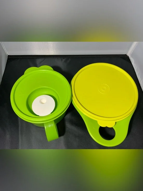 Green Tupperware Soup Mug 16oz & Thatsa Extra Mini Bowl 2 1/2c USED