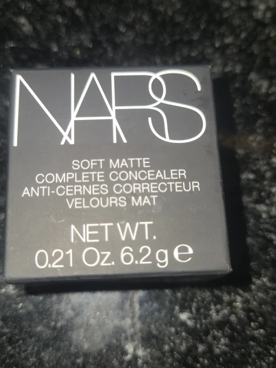 NARS Soft Matte Complete Concealer - Natural Shade Color Light Honey 3