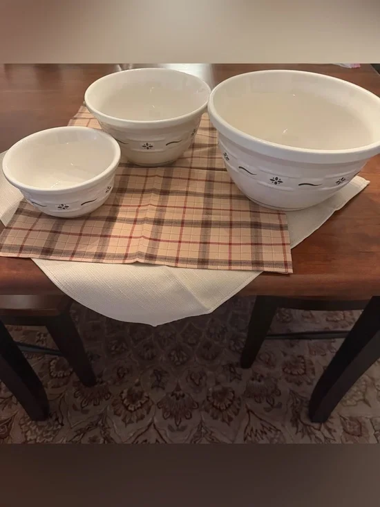 Longaberger Pottery Mixing Bowls in Heritage Green