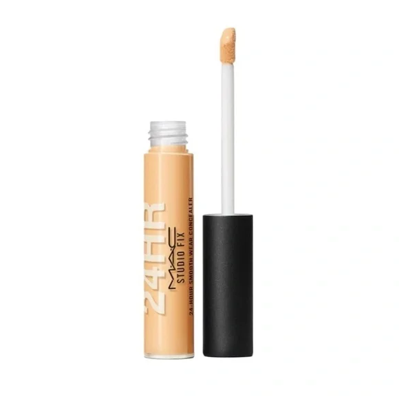 🆕 MAC STUDIO FIX 24-HOUR SMOOTH WEAR CONCEALER NIB