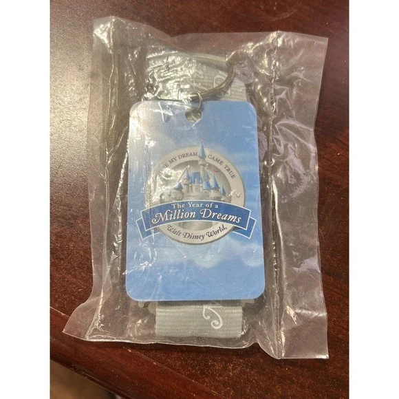 Disney lanyard‎