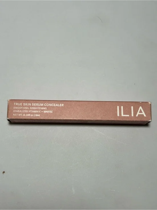 ILIA True Skin Serum Concealer with Vitamin C Color: SC5 bayberry