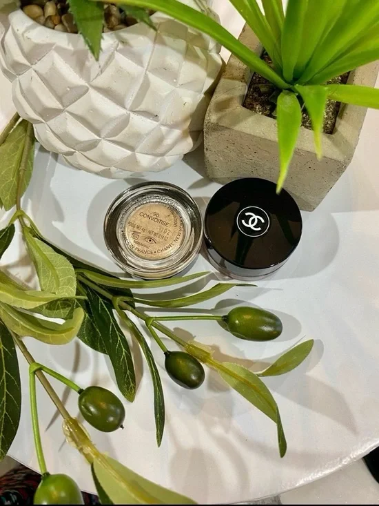 Chanel #90 Convoitise Illusion de Ombré’ Eyeshadow