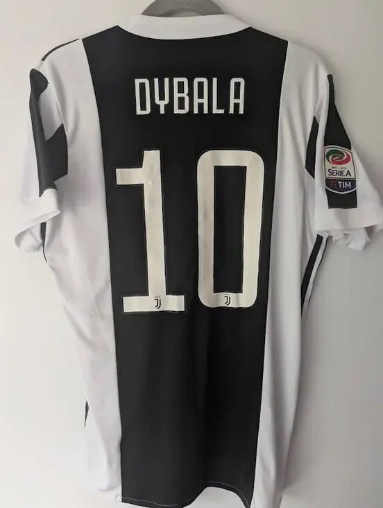 Juventus 2017-18 Home Paulo Dybala Jersey Men's Medium Serie A Fully Patched