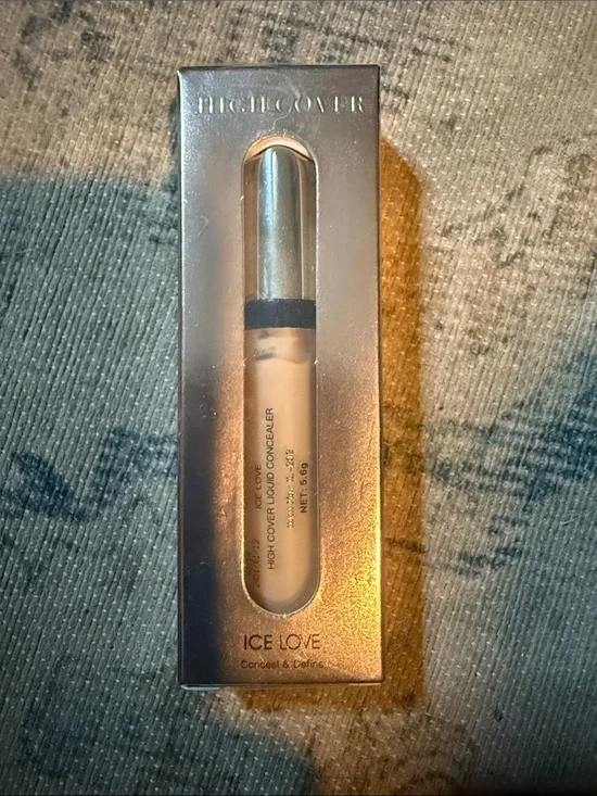 Luxe High Cover Liquid Concealer - Beige