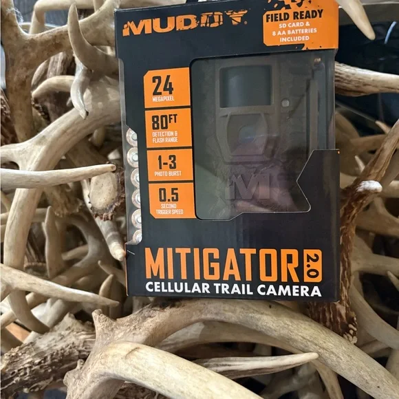 Mudd Mitigator 2.0 Cellular Trail Camera - Black and Olive