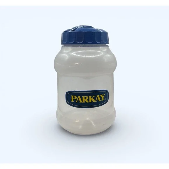 Rubbermaid Parkay Servin' Saver‎ Large Container Jug with Handle on Lid