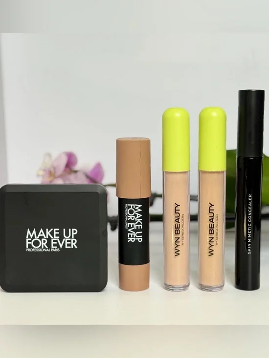 MAKE UP FOR EVER WYN MAKE Beauty Makeup Bundle Concealer Foundation 5 Pc