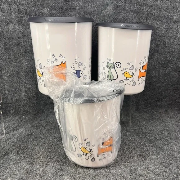 Tupperware Pets Nesting Canister Set 3 Pc Cat Dog Fish Stackable Storage NEW