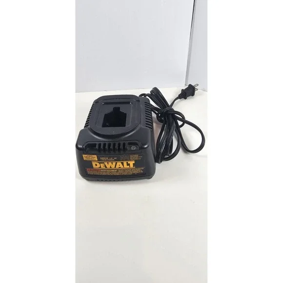 Dewalt DW9116 7.2V-18V 1‎ Hour Ni'Cd Battery Charger OEM Genuine Black