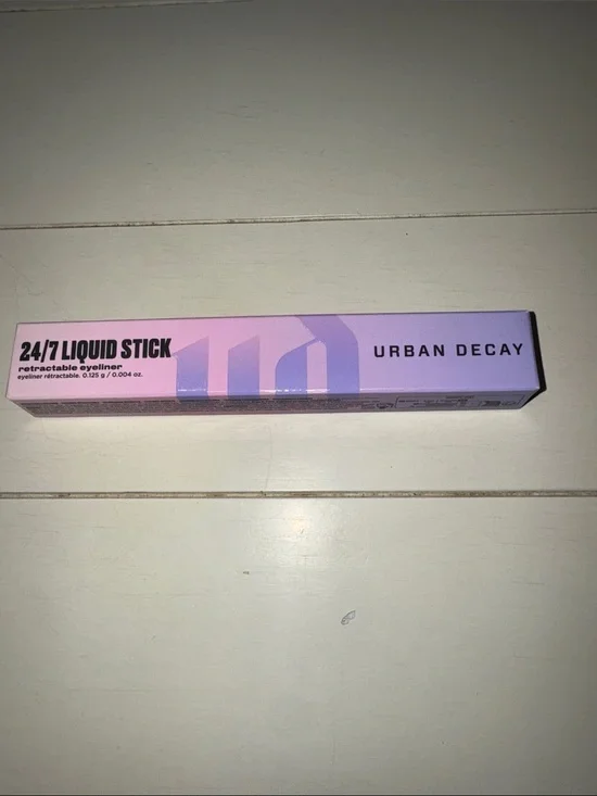 Urban Decay liquid stick 24/7 retractable eyeliner
