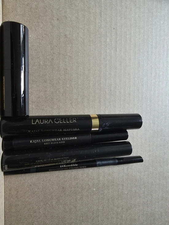 Laura Geller Black Eyeliner & Mascara 4 Piece Set - FREE LIPSTICK