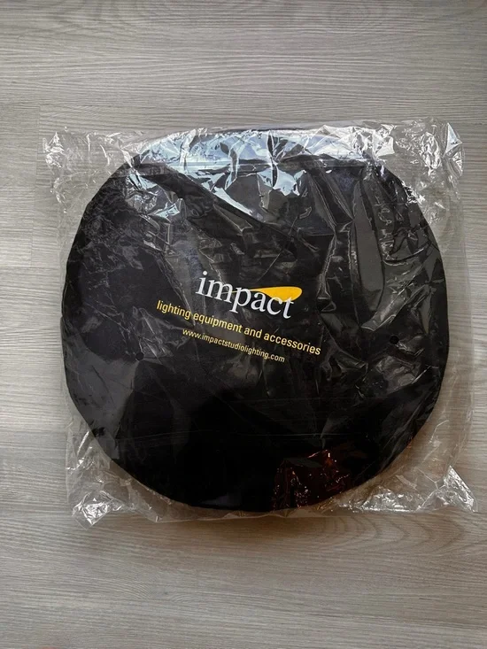 NEW Impact 42” 5-in-1 Reflector Disc Photography Lighting Kit w/ Case
