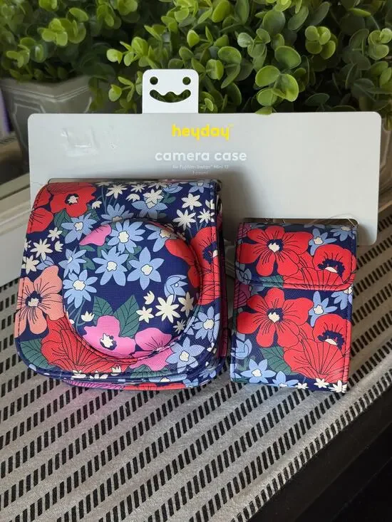 Heyday Poppy Flowers Camera Case for Fujifilm Instax Mini 12 NWT