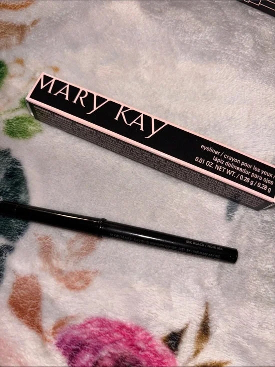 Mary Kay Black Eyeliner Pencil - Noir Black