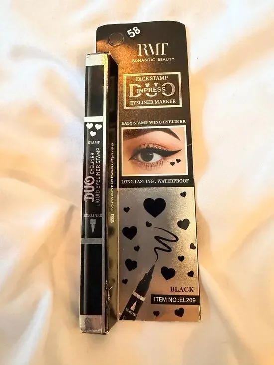 Romantic Beauty Impress Face Stamp Liquid Eyeliner Marker Black Heart Waterproof
