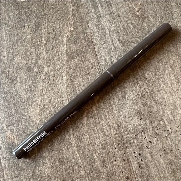 MAC Photogravure Technakohl Liner Eyeliner - New Without Box