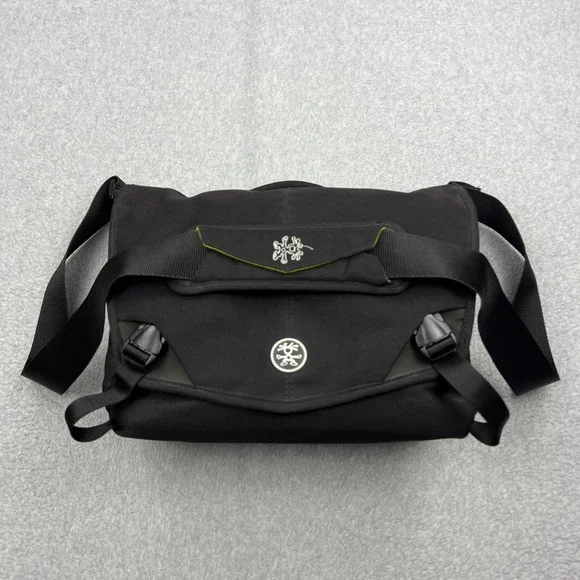 Crumpler The Seven Million Dollar Home Camera Bag Black/Lime Buckle Sling Strap