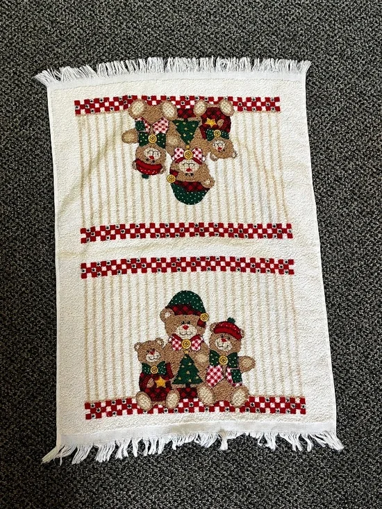 Vintage Hand Towel Kitchen Linen Christmas Teddy Bears Family 16x23.5 Made USA