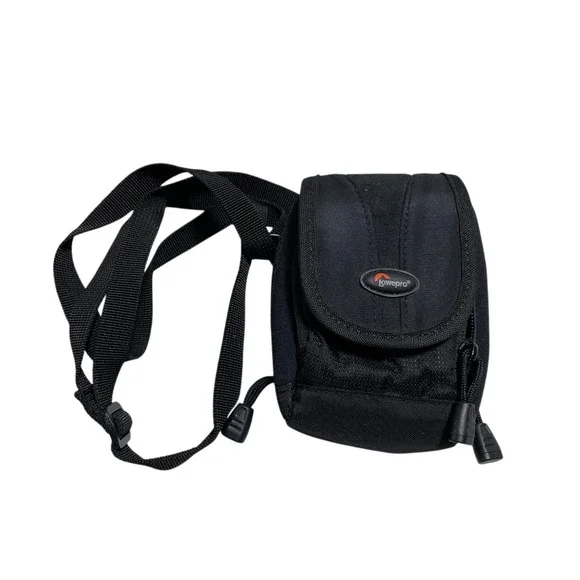 LowePro‎ Compact Camera Bag 4 1/2 x 5 1/2