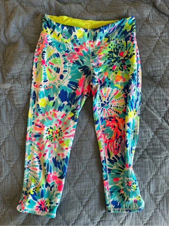 Lilly Multicolor Active Capri Leggings luxletic dive in print large