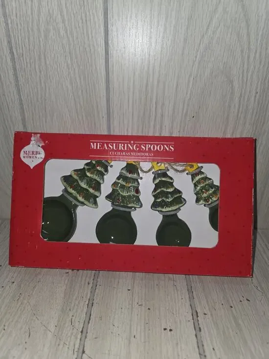 Merry Moments Christmas Tree Measuring Spoon Set Of 4 Holiday Baking Festive New