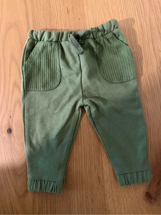 Cat & Jack Olive Green Ribbed Pocket Joggers