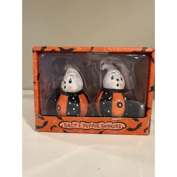 NIB Johanna Parker Nostalgia Ceramic Ghost Salt & Pepper‎ Shaker Set