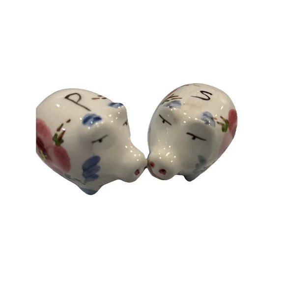 Ceramic Pigs With Decorative Flower Salt And Pepper Shakers Vintage