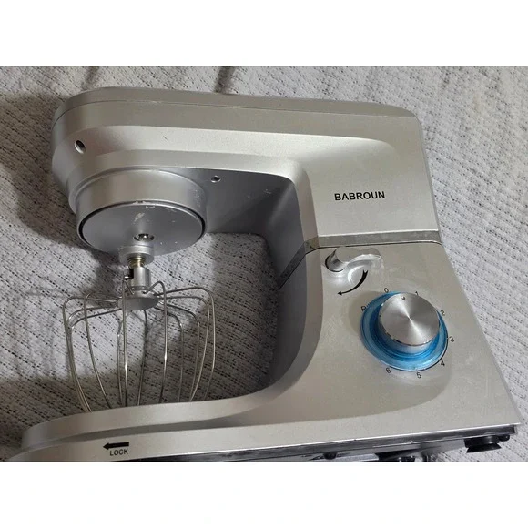 Babroun‎ SM-1507 Stand Mixer 660W 6-Speed Tilt-Head Silver with Whisk Attachment