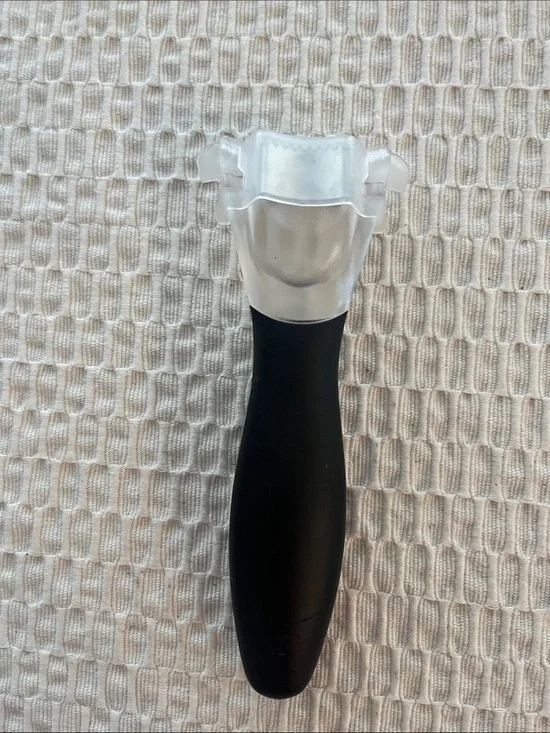 The pampered chef corn cornel peeler/stripper