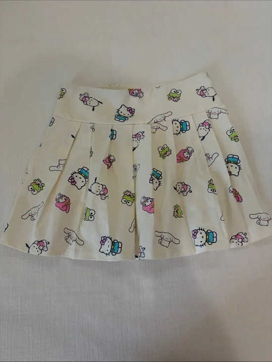 Hello Kitty Print Pleated White Skirt - NEW