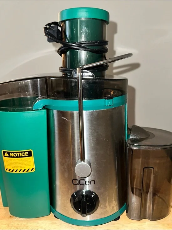 QCen Juicer Machine 500W Centrifugal Juicer with Extra Wide Feed Chute