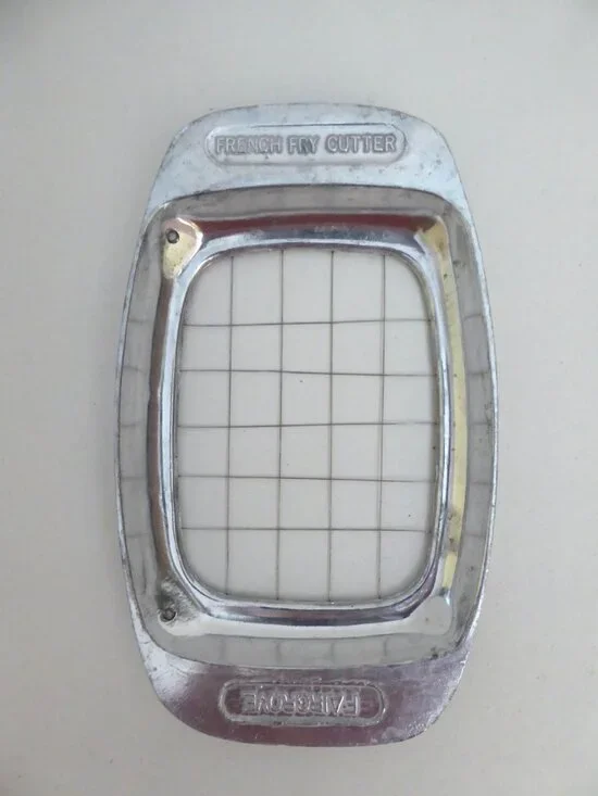VINTAGE HAND HELD FRENCH FRY CUTTER FAIRGROVE BRAND METAL WIRE