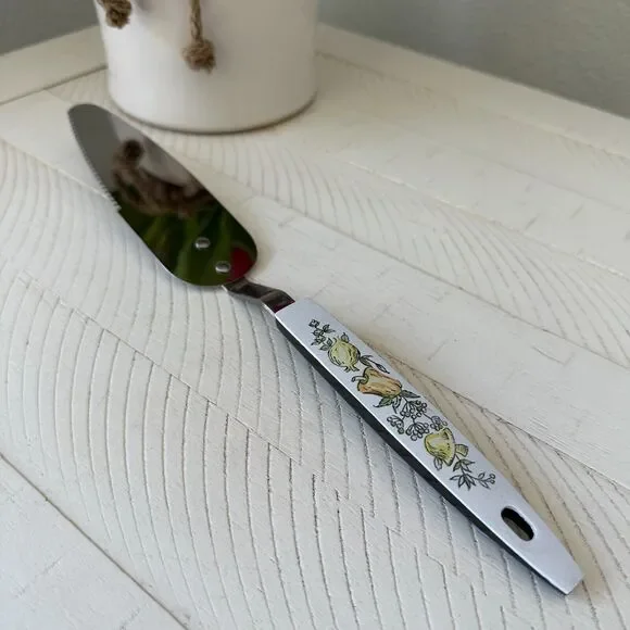 Vintage Cheese Spatula Knife Spreader Stainless‎ Steel Made in USA Veggie Design