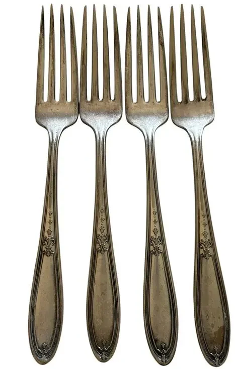 4 Niagra Silver Co Glendale silver plate forks