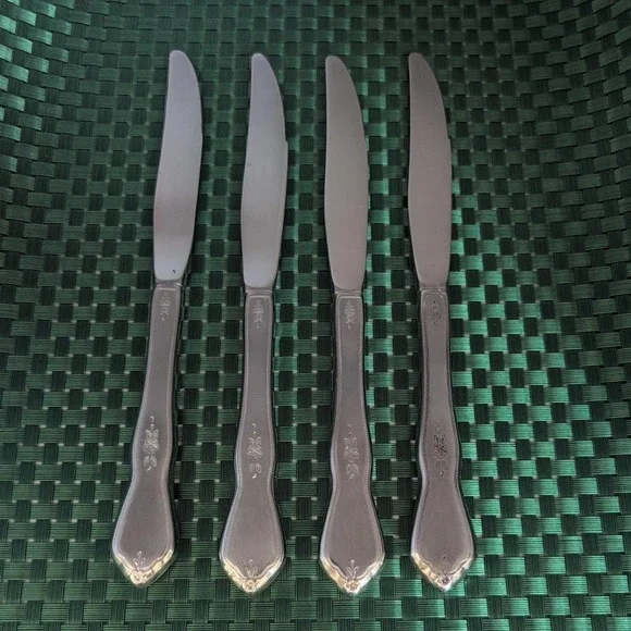 Oneida MORNING BLOSSOM Dinner Knives Set Lot of 4 Stainless Burnished Floral USA