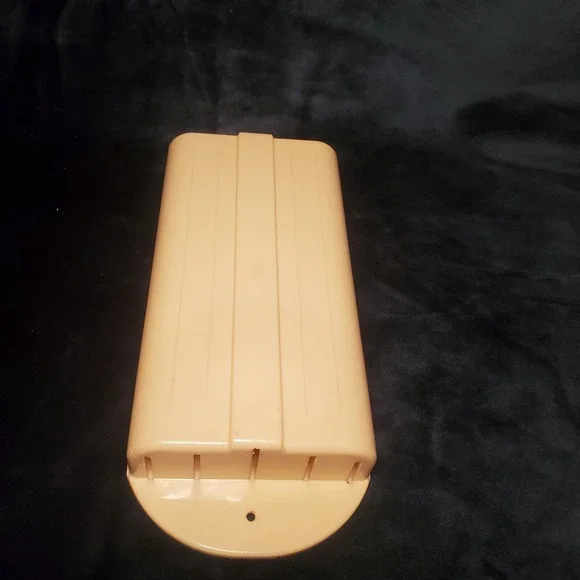 Vintage Republic Moulding Corporation‎ Drawer Wall Mount Plastic Knife Holder