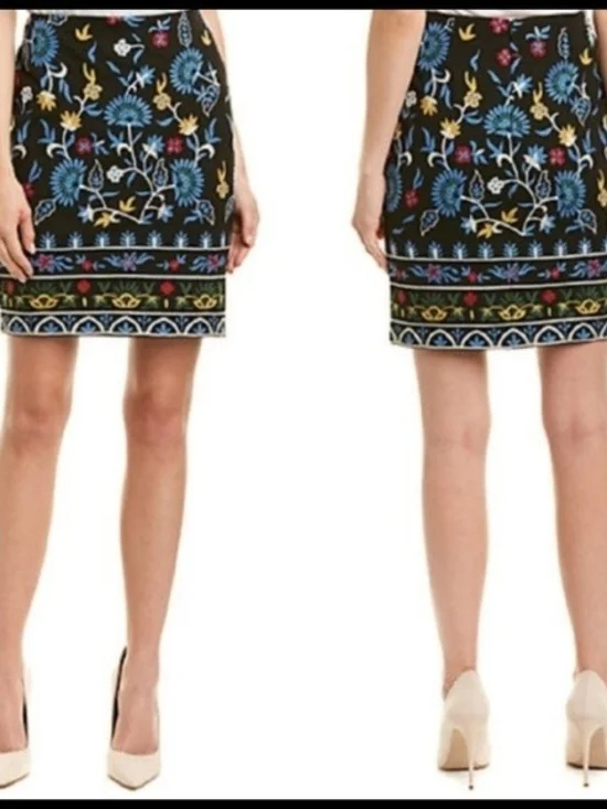 J Mclauglin Floral Embroidered Black Pencil Mini Skirt Size 4