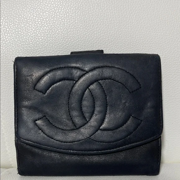 Authentic CHANEL Timeless CC Logo Lambskin Leather Wallet