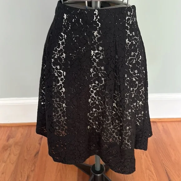 Talbots lined black lace skirt 2p