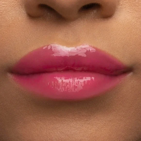 Too Faced Lip Injection Power Plumping Hydrating Lip Gloss- People Pleaser