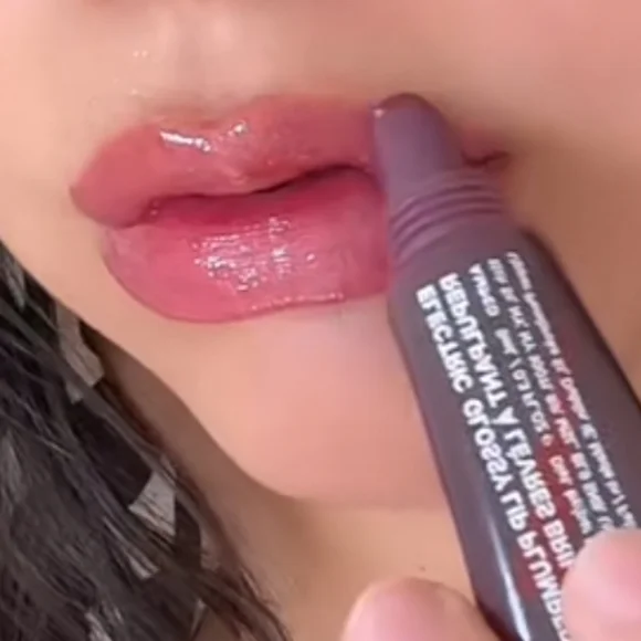 ❇️🧚‍♀️AMPED Milk Makeup Electric Glossy Lip Plumper NWT