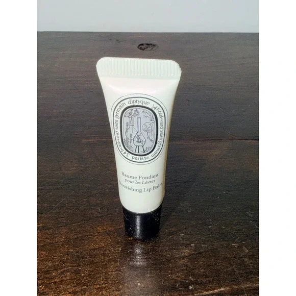 Diptyque Paris Nourishing Lip Balm 5ml 0.17oz Qatar Airways Exclusive Travel Sz
