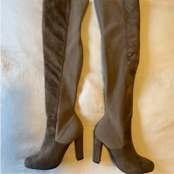 Elegant Brown Over-the-Knee Boots