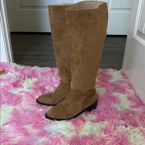 Tan Suede Over the Knee Boots with Streamlined Silhouette‎