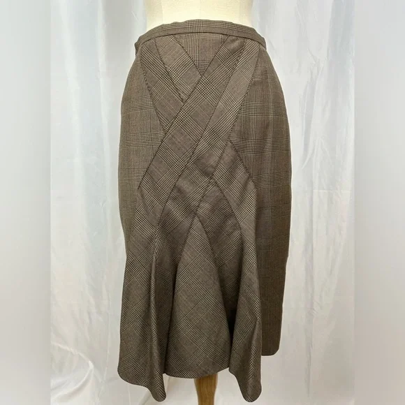 New Dolce & Gabbana Brown Wool Skirt with Pleated Back Sz 40